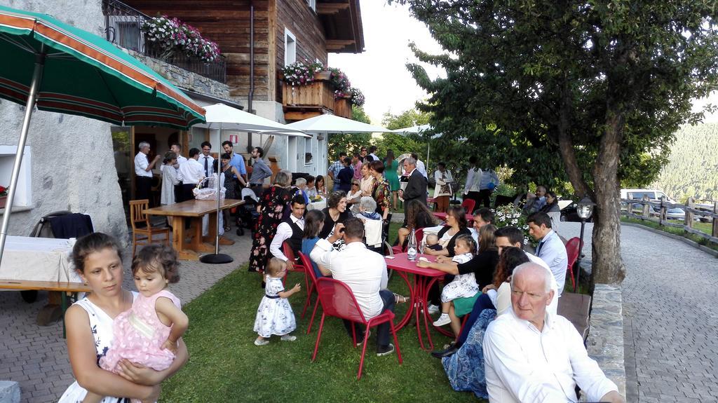 Agriturismo Raethia Isolaccia Εξωτερικό φωτογραφία