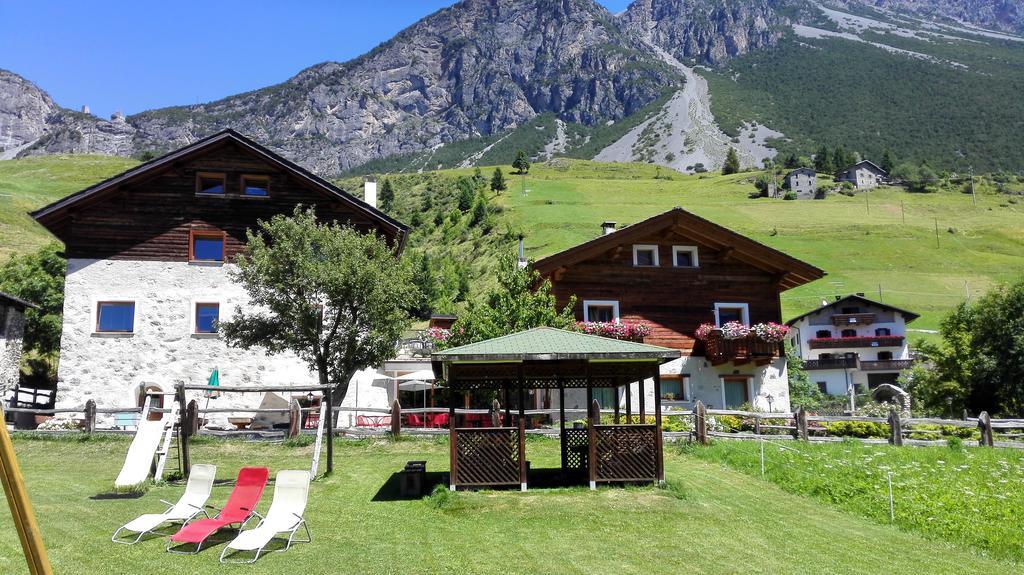 Agriturismo Raethia Isolaccia Εξωτερικό φωτογραφία